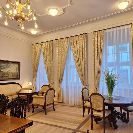 Stadtpalais Koenigssuite Maximal 2 Personen Und 1 Kleinkind * Bautzen