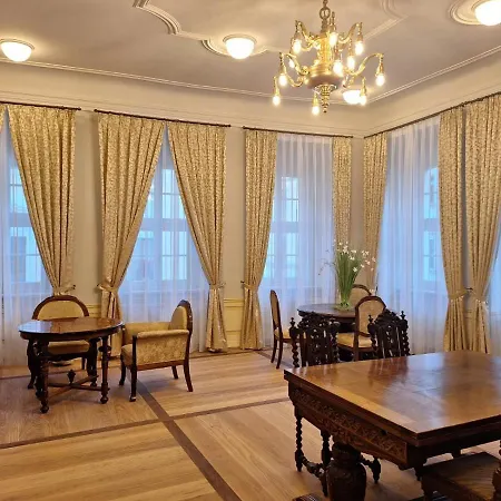 Stadtpalais Koenigssuite Maximal 2 Personen Und 1 Kleinkind Apartment *