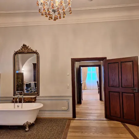 Appartamento Stadtpalais Koenigssuite Maximal 2 Personen Und 1 Kleinkind *