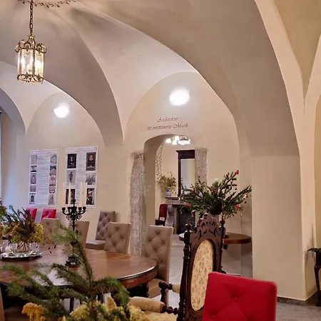 Stadtpalais Koenigssuite Maximal 2 Personen Und 1 Kleinkind Apartment