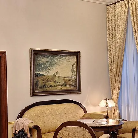 아파트 Stadtpalais Koenigssuite Maximal 2 Personen Und 1 Kleinkind *