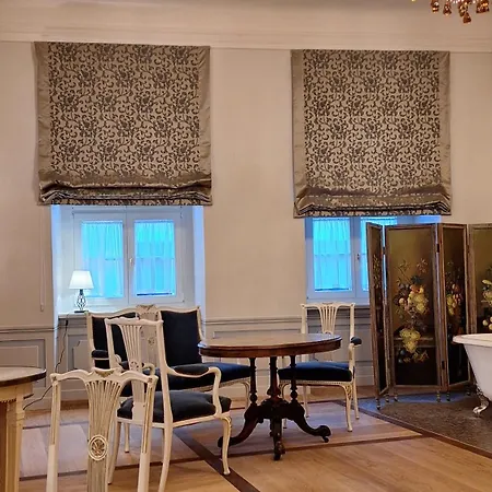 Stadtpalais Koenigssuite Maximal 2 Personen Und 1 Kleinkind 바우트젠