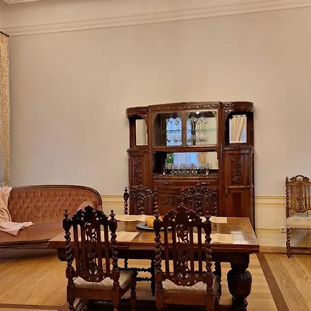 Apartment Stadtpalais Koenigssuite Maximal 2 Personen Und 1 Kleinkind Bautzen