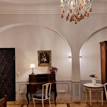 Stadtpalais Koenigssuite Maximal 2 Personen Und 1 Kleinkind * Bautzen