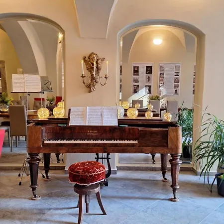 Stadtpalais Koenigssuite Maximal 2 Personen Und 1 Kleinkind Appartamento *