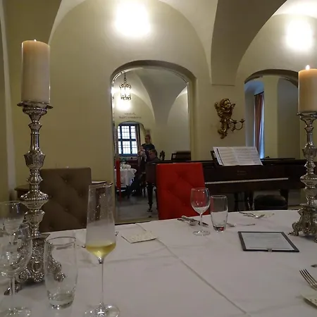 Stadtpalais Koenigssuite Maximal 2 Personen Und 1 Kleinkind Appartement *