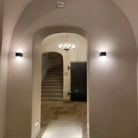 Appartement Stadtpalais Koenigssuite Maximal 2 Personen Und 1 Kleinkind Bautzen