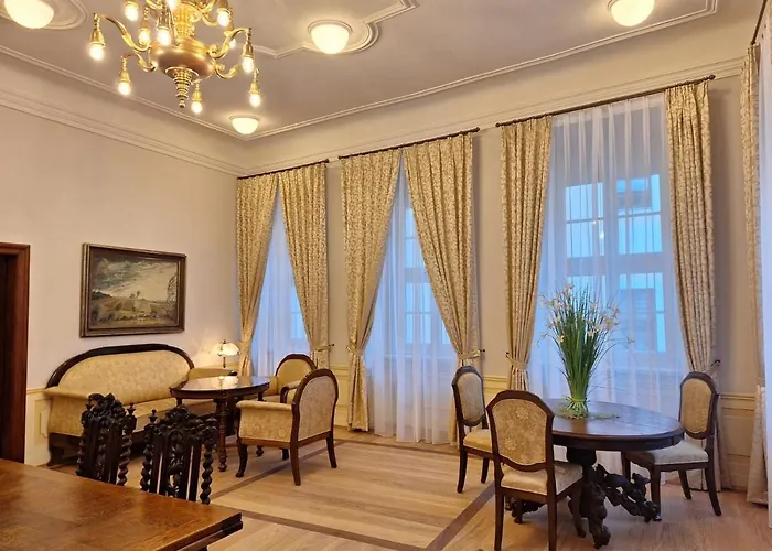 Stadtpalais Koenigssuite Maximal 2 Personen Und 1 Kleinkind * Bautzen