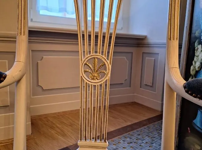 Apartment Stadtpalais Koenigssuite Maximal 2 Personen Und 1 Kleinkind