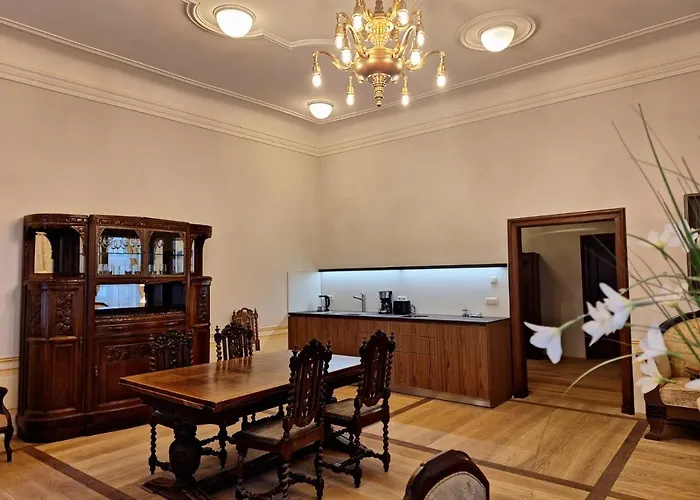 Stadtpalais Koenigssuite Maximal 2 Personen Und 1 Kleinkind *