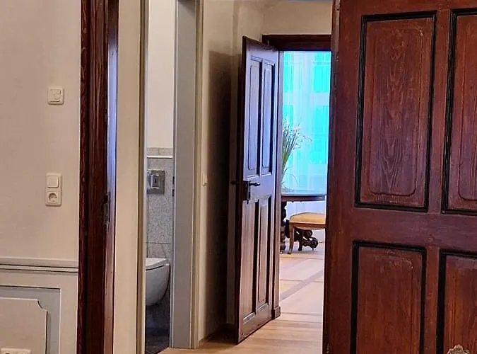 Stadtpalais Koenigssuite Maximal 2 Personen Und 1 Kleinkind Apartment *