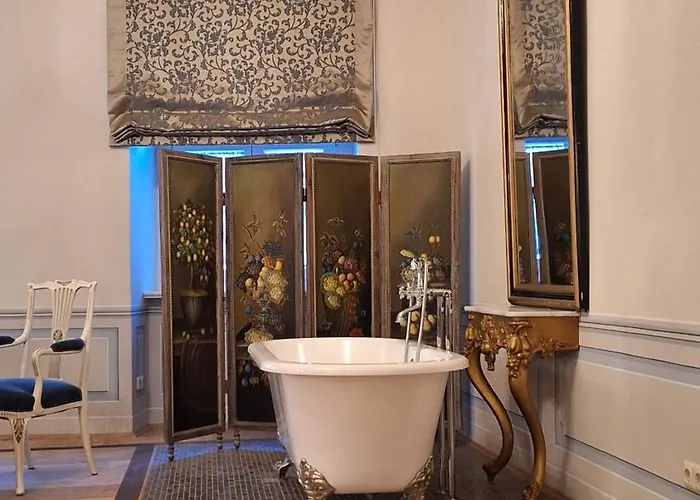 Apartment Stadtpalais Koenigssuite Maximal 2 Personen Und 1 Kleinkind Bautzen