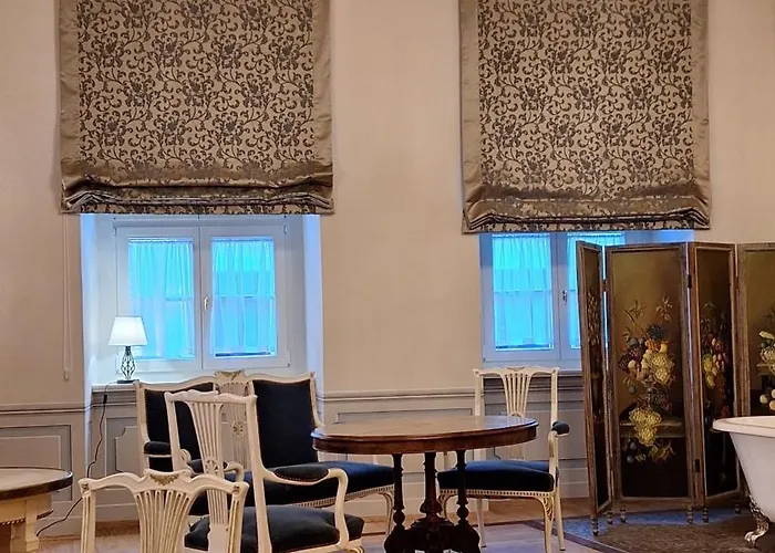 Stadtpalais Koenigssuite Maximal 2 Personen Und 1 Kleinkind Bautzen