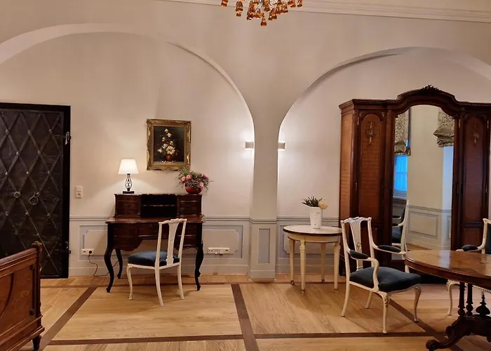 Apartment Stadtpalais Koenigssuite Maximal 2 Personen Und 1 Kleinkind