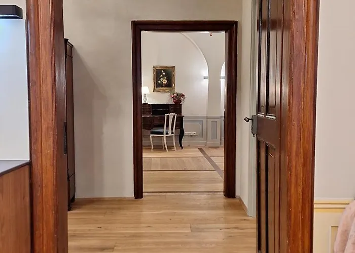 Apartment Stadtpalais Koenigssuite Maximal 2 Personen Und 1 Kleinkind *