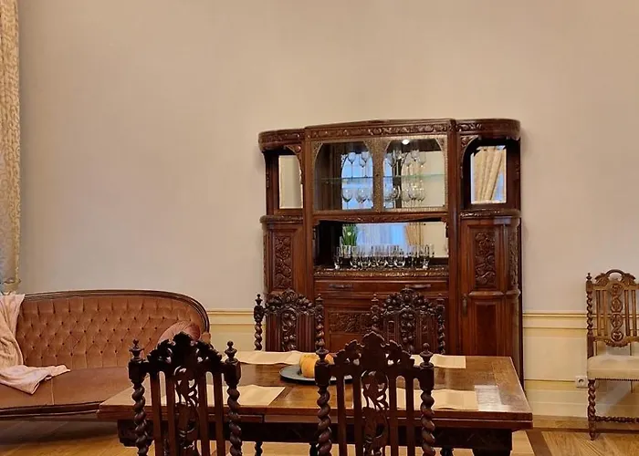 Apartment Stadtpalais Koenigssuite Maximal 2 Personen Und 1 Kleinkind Bautzen