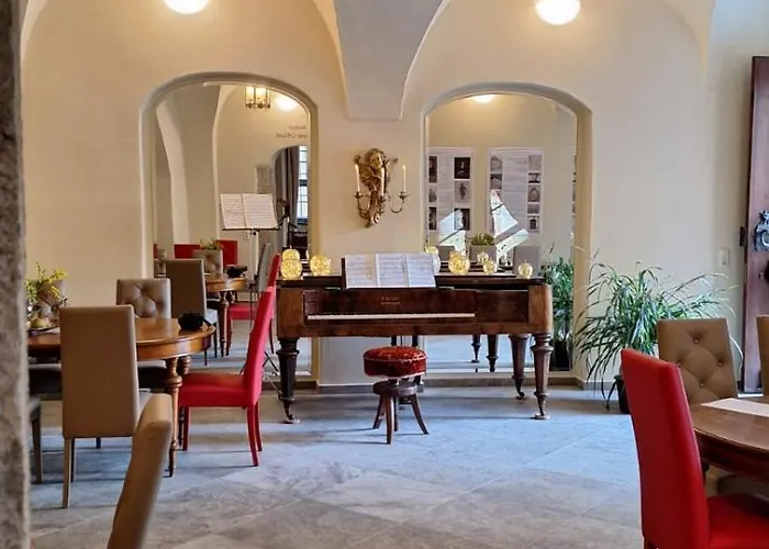 Apartment Stadtpalais Koenigssuite Maximal 2 Personen Und 1 Kleinkind *