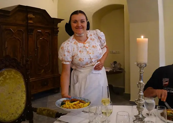 Stadtpalais Koenigssuite Maximal 2 Personen Und 1 Kleinkind